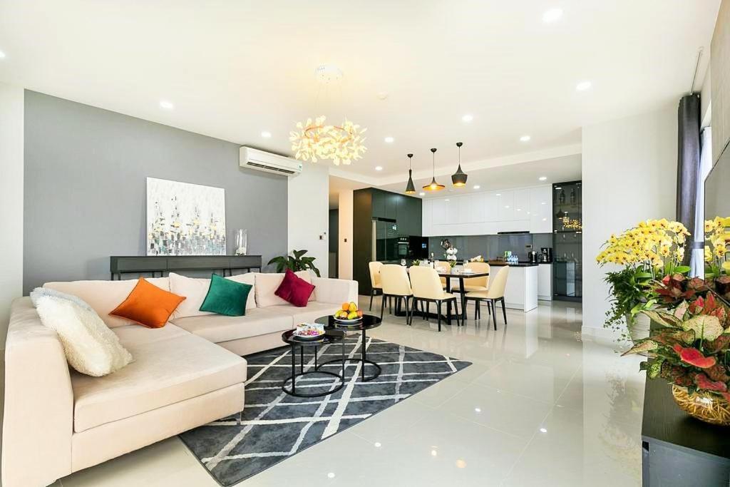 Tripletrees Apartment At Saigon Central - Rivergate Residence District 4 ホーチミン市 エクステリア 写真